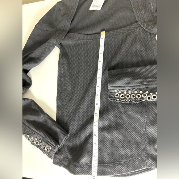 Free People A Little Unruly Top NWT - Picture 9 of 9